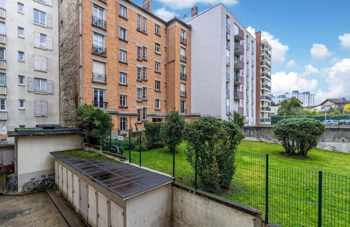 Colombes Apartment | Awesome apartment in Colombes with WiFi