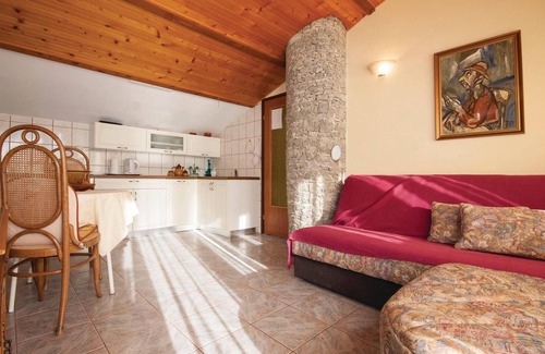Jadrija Apartment | Awesome apartment in Jadrija with WiFi