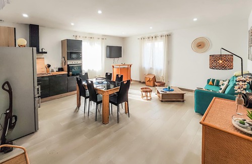 Narbonne Apartment | Awesome apartment in Narbonne with WiFi