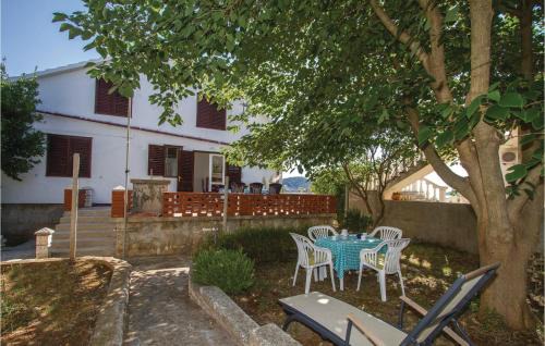 Preko Apartment | Awesome Apartment In Preko With Wifi