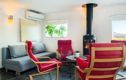 Sodra Vi Apartment | Awesome Apartment In Södra Vi With Wifi