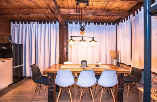 Pisarovina House | Awesome home in Jamnica Pisarovinska