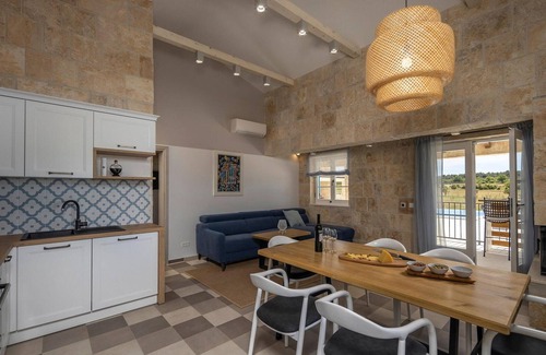 Biograd na Moru House | Awesome home in Sveti Filip i Jakov