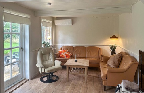 Pedersker House | Awesome home in Aakirkeby with WiFi