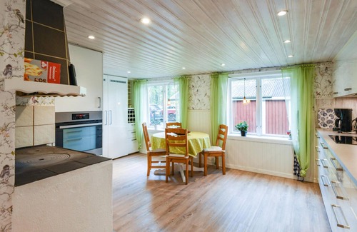 Ambjornarp House | Awesome home in Ambjörnarp with WiFi