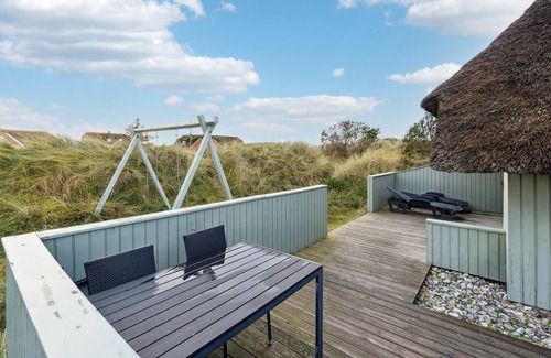 Blavand Strand House | Awesome home in Blåvand with sauna