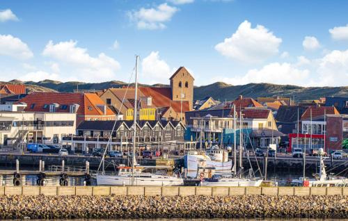 Blavand House | Awesome Home In Blåvand With Sauna