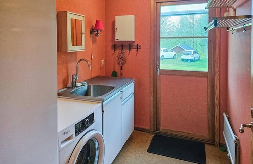 Knared House | Awesome home in Brånalt with kitchen