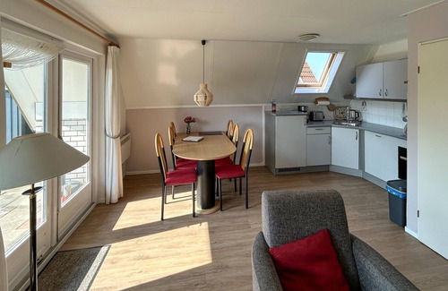 Den Oever House | Awesome home in Den Oever