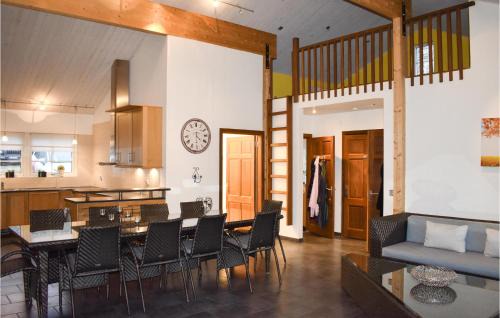 Listarum House | Awesome Home In Gärsnäs With Sauna