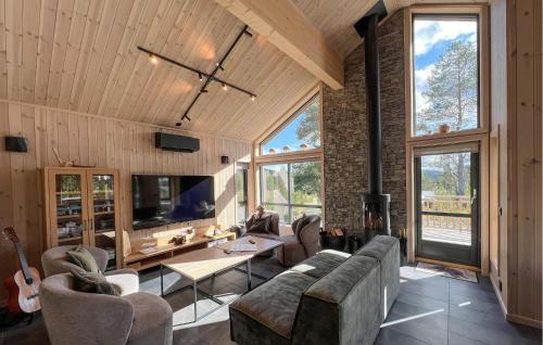 Sor-Fron House | Awesome Home In Gålå With Sauna