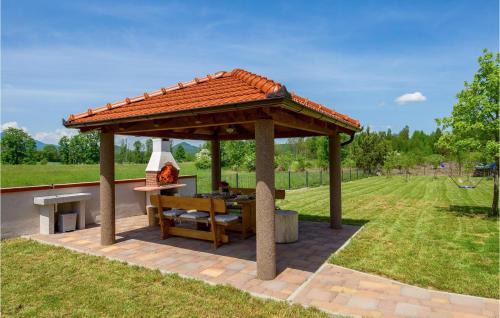 Gospic House | Awesome Home In Gospic With Wifi