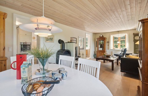 Gudhjem House | Awesome home in Gudhjem with WiFi