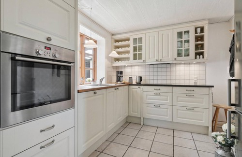 Gudhjem House | Awesome home in Gudhjem with WiFi