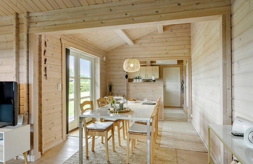 Østerskov House | Awesome home in Humble with sauna