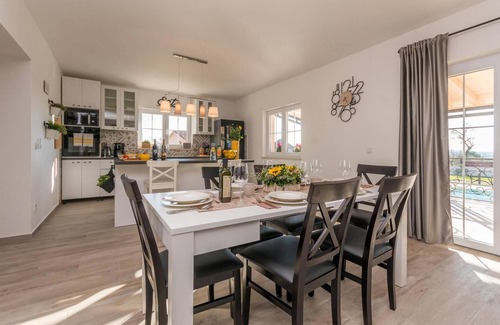 Kakma House | Awesome home in Kakma