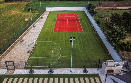 Semeljci House | Awesome Home In Koritna With Sauna