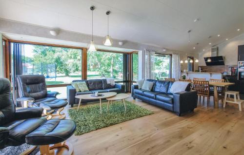 Sodvik House | Awesome Home In Löttorp