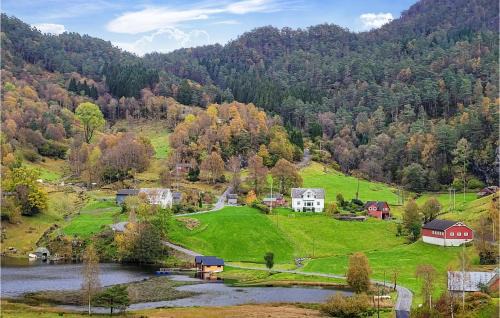 Grimsland House | Awesome Home In Lundegrend With Wifi