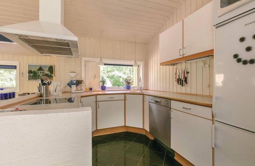 Spidsegard House | Awesome home in Nexø with sauna