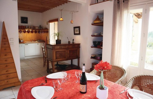 Orgnac-l'Aven House | Awesome home in Orgnac l'Aven with WiFi