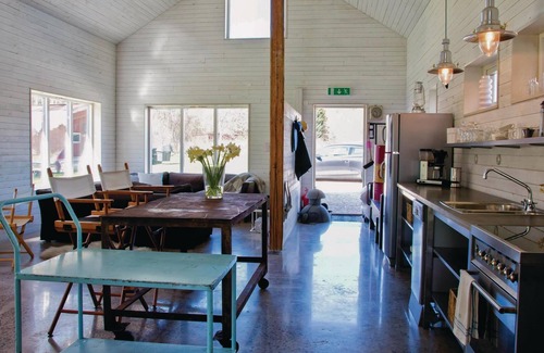 Gottskar House | Awesome home in Onsala with kitchen