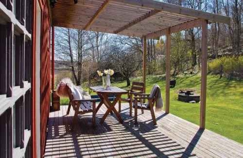 Gottskar House | Awesome Home In Onsala With Kitchen