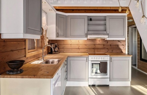 Trysil House | Awesome home in østby with kitchen