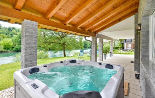 Ozalj House | Awesome Home In Ozalj With Kitchen