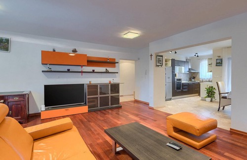 Pjescana Uvala House | Awesome home in Pula with sauna