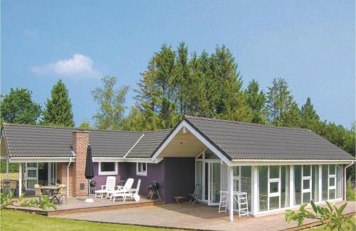 Spodsbjerg House | Awesome Home In Rudkøbing With Sauna