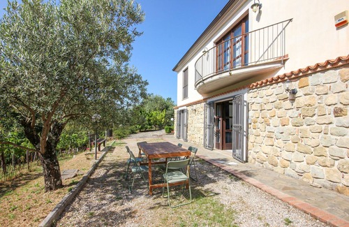 Sessa Cilento House | Awesome home in Sessa Cilento with WiFi