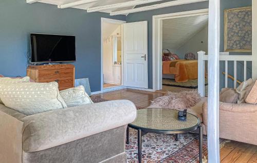 Seglora House | Awesome Home In Seglora With Wifi