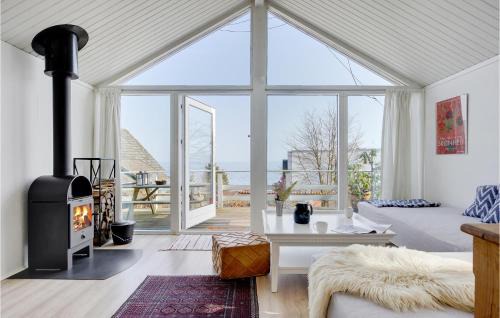 Snekkersten House | Awesome Home In Snekkersten With Wifi