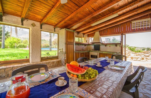 Trabia House | Awesome home in Trabia with WiFi