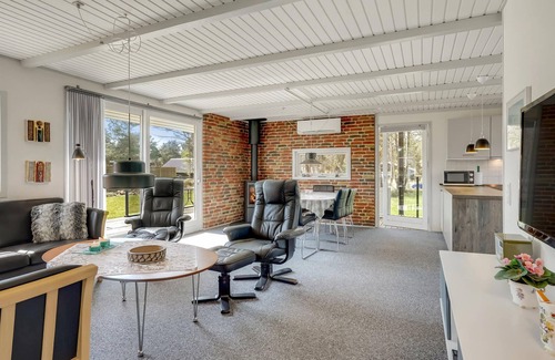 Vejers House | Awesome home in Vejers Strand with WiFi