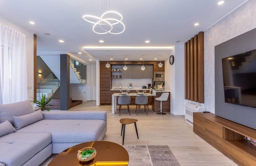 Zaton House | Awesome home in Zaton with sauna