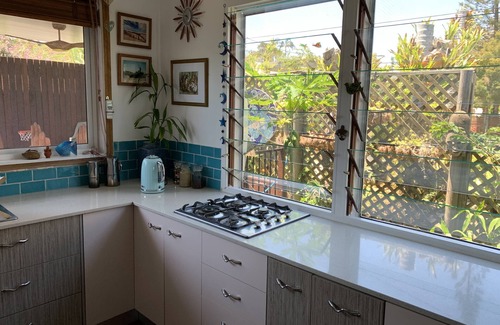 Dicky Beach House | Awesomely Unique & Fun Beach House with Self Contained Unit