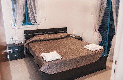 Polis House | Ayios Therissos 33 | 3bedroom villa close to Latsi beach