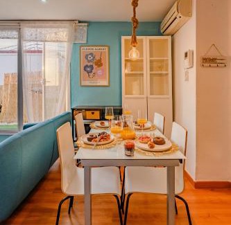 Aiora Apartment | Ayora Penthouse - Jacuzzi, Huge Private Rooftop, BBQ, Sunset Views, FastWifi, AC