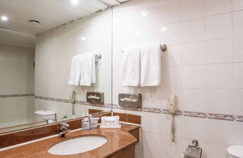 Al-'Umraniyah Hotel | Azal Pyramids Hotel