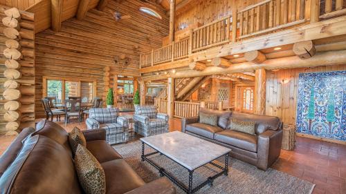 Lake Norman of Catawba House | Azalea Retreat- The Lodge by AvantStay Best View