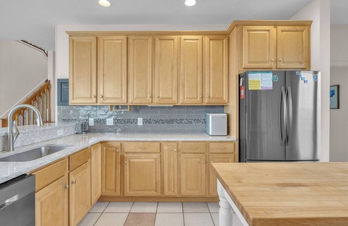 Caswell Beach House | Azohva: 5 Bed/5.5 Bath Oceanfront Home on Caswell Beach with Views of Intracoa