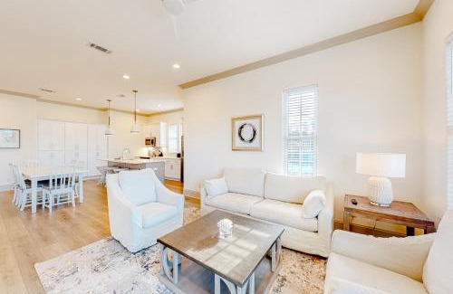 Dune Allen Beach Apartment | Azure 30A 2201