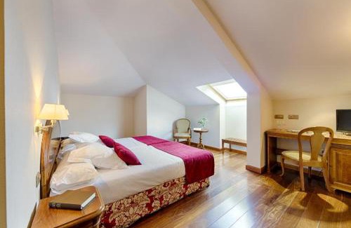 Penafiel Hotel | AZZ Peñafiel Las Claras Hotel & Spa