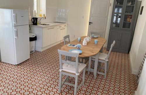 Koralengebied Apartment | B&B Belvédère - unique monument in the old city