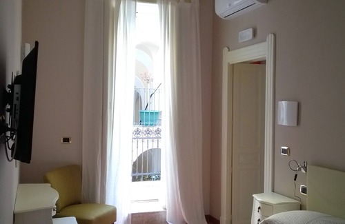 Ortigia Bed & Breakfast | "B&B Casa D'Alleri" Double Rooms in a historic home in "Ortigia"