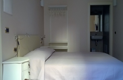 Ortigia Bed & Breakfast | "B&B Casa D'Alleri" Double Rooms in a historic home in "Ortigia"