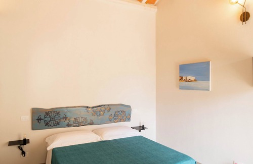 Bernalda House | B&B di design con piscina all’aperto, giardino e spa