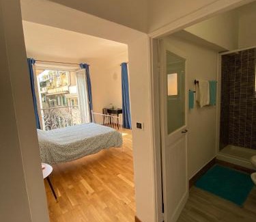 Genoa Historical Centre Bed & Breakfast | B&B DORMIRE DAI GRIMALDI